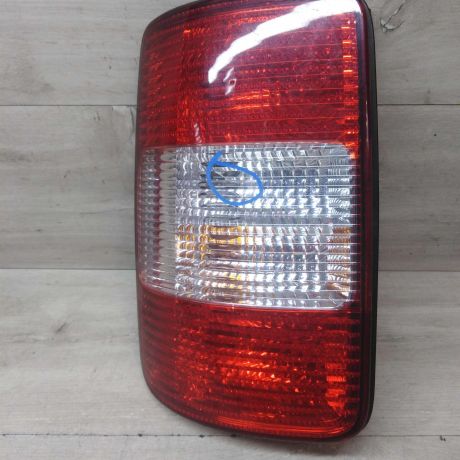 fonar-zadnii-levyi-volkswagen-caddy-05gv-melkaia-treshhina-art-53776-big-0