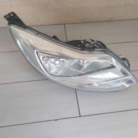 fara-pravaia-ford-focus-3-art-53781-big-0