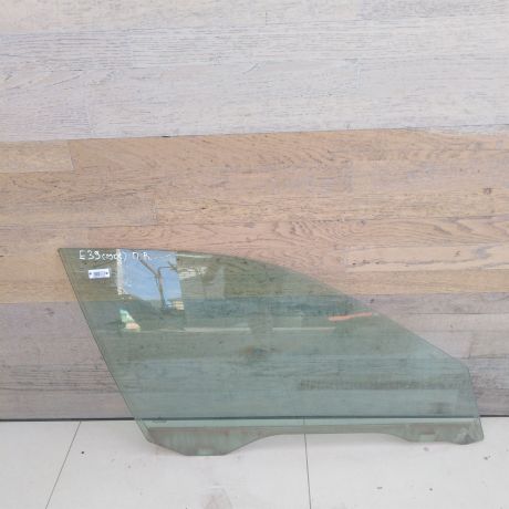 steklo-dveri-perednee-pravoe-bmw-e39-art-54766-big-0