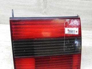 fonar-zadnii-levyi-na-krysku-bagaznika-sedan-volkswagen-passat-b4-art-54795