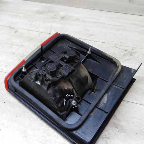 fonar-zadnii-levyi-na-krysku-bagaznika-sedan-volkswagen-passat-b4-art-54795-big-3