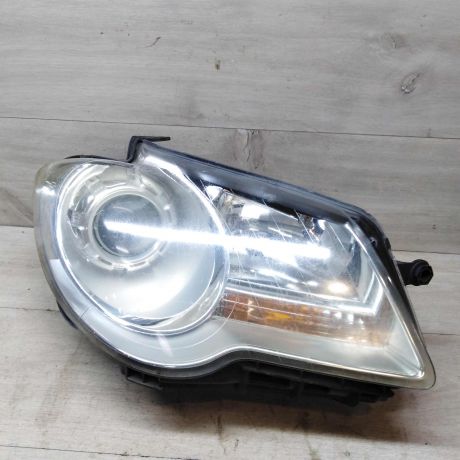 fara-pravaia-volkswagen-touran-i-rest-defekt-kronsteina-art-54966-big-0