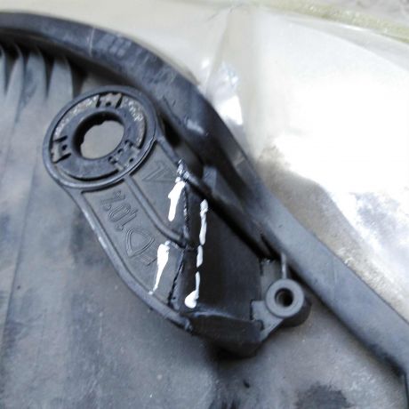 fara-pravaia-volkswagen-touran-i-rest-defekt-kronsteina-art-54966-big-4