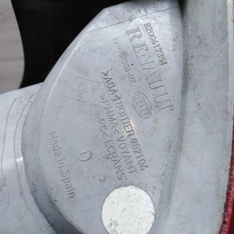 fonar-zadnii-pravyi-universal-renault-megane-2-defekt-rest-art-55154-big-2