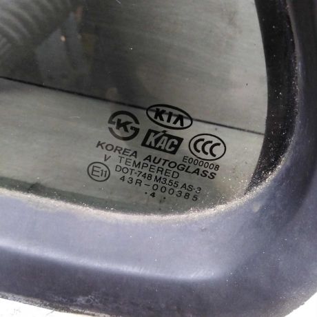 steklo-gluxoe-zadnee-levoe-fortocka-kia-sorento-i-2005-gv-art-55443-big-1