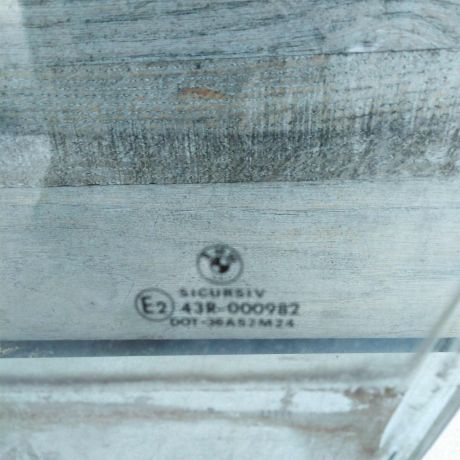 steklo-dveri-perednee-levoe-bmw-e39-art-55539-big-1