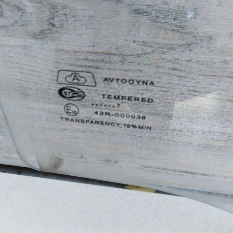 steklo-dveri-zadnee-pravoe-daewoo-matiz-art-55627-big-1