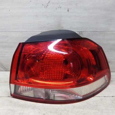 fonar-zadnii-pravyi-volkswagen-golf-6-xetcbek-art-55963-big-0