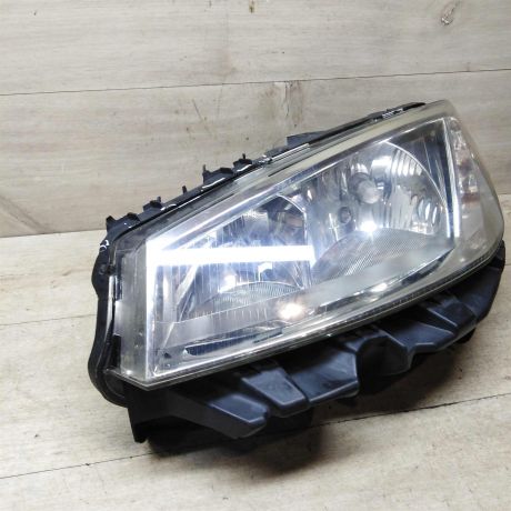 fara-levaia-renault-megane-2-do-rest-defekt-napravliaiushhix-verxnei-casti-art-56384-big-1