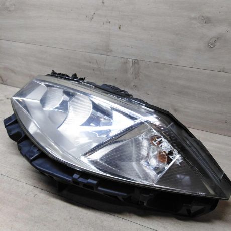 fara-levaia-renault-megane-2-do-rest-defekt-napravliaiushhix-verxnei-casti-art-56384-big-2