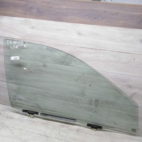 steklo-dveri-perednee-pravoe-toyota-corolla-ix-e120-e130-e12-xetcbek-art-56393-big-0