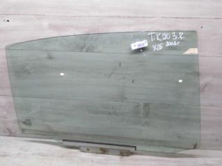 steklo-dveri-zadnee-pravoe-toyota-corolla-ix-e120-e130-e12-xetcbek-art-56395