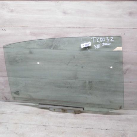 steklo-dveri-zadnee-pravoe-toyota-corolla-ix-e120-e130-e12-xetcbek-art-56395-big-0