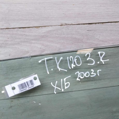 steklo-dveri-zadnee-pravoe-toyota-corolla-ix-e120-e130-e12-xetcbek-art-56395-big-1