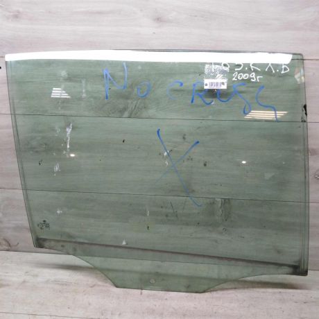 steklo-dveri-zadnee-pravoe-volkswagen-golf-6-xetcbek-art-56399-big-0