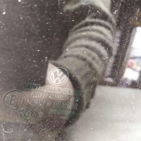 steklo-dveri-zadnee-pravoe-volkswagen-golf-6-xetcbek-art-56402-big-2