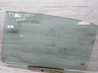 steklo-dveri-zadnee-levoe-toyota-corolla-ix-e120-e130-e12-xetcbek-art-56405