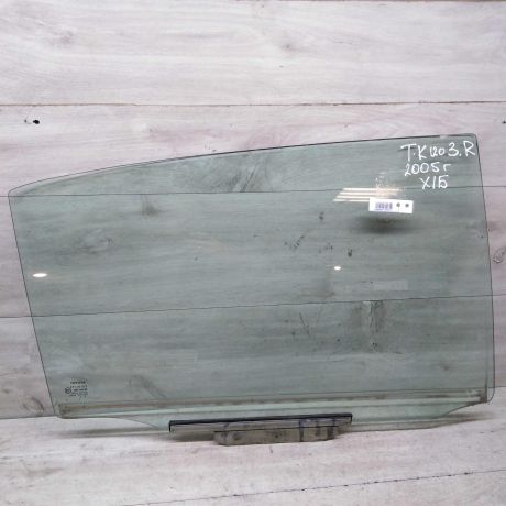 steklo-dveri-zadnee-pravoe-toyota-corolla-ix-e120-e130-e12-xetcbek-s-art-56415-big-0