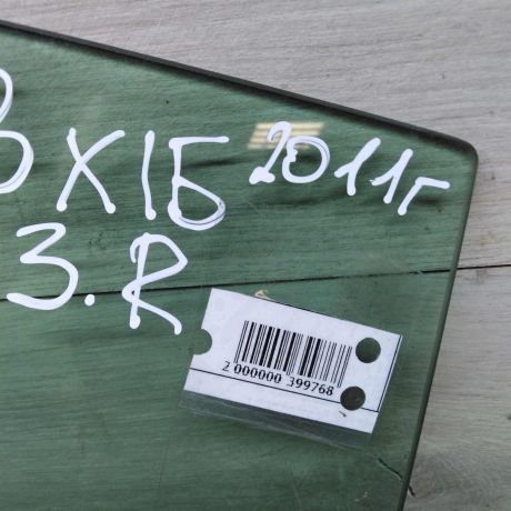 steklo-dveri-zadnee-pravoe-xetcbek-sedan-ford-focus-3-art-56419-big-2