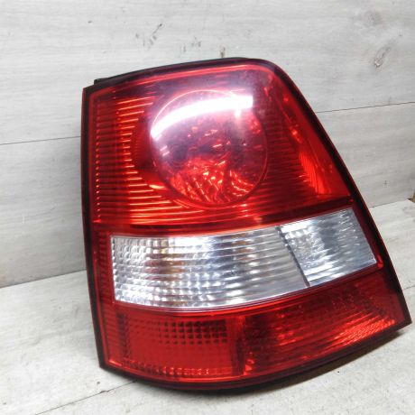 fonar-zadnii-levyi-kia-sorento-1-2005-gv-art-56529-big-1