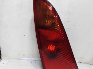 fonar-zadnii-levyi-xetcbek-ford-focus-1-art-56629