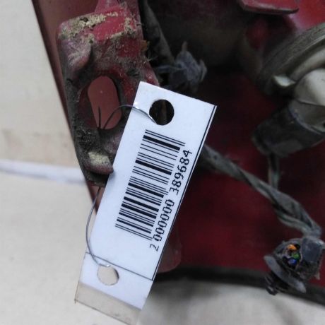 fonar-zadnii-pravyi-xetcbek-ford-focus-1-art-56666-big-3