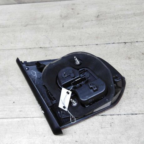 fonar-zadnii-pravyi-na-krysku-bagaznika-volkswagen-golf-6-xetcbek-art-56707-big-2