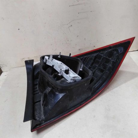 fonar-zadnii-levyi-ford-focus-2-sedan-art-56992-big-2