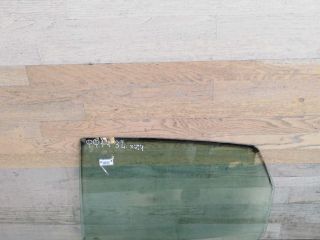 steklo-dveri-zadnee-levoe-xetcbek-ford-focus-1-art-57064