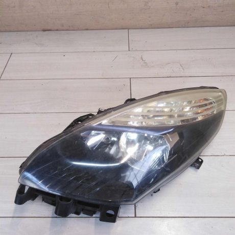 fara-levaia-renault-grand-scenic-3-art-57229-big-0