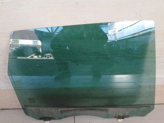 steklo-dveri-zadnee-pravoe-renault-grand-scenic-3-art-57347