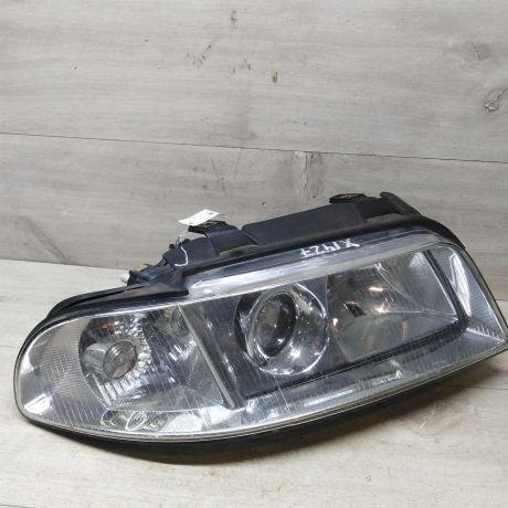 fara-pravaia-audi-a4-b5-ksenon-rest-art-57421-big-0