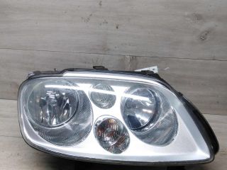 fara-peredniaia-pravaia-volkswagen-touran-art-57557