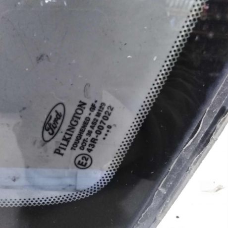 steklo-gluxoe-zadnee-levoe-fortocka-ford-focus-1-art-57661-big-1