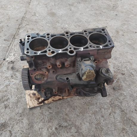 blok-dvigatelia-audi-a6-c5-18t-ajl-art-25926-big-0