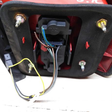 fonar-zadnii-pravyi-universal-audi-a6-c5-do-rest-art-58171-big-3