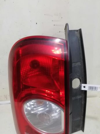 fonar-zadnii-levyi-renault-duster-i-art-58225-big-7