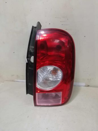 fonar-zadnii-pravyi-renault-duster-i-art-58258-big-0