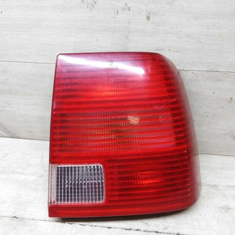 fonar-zadnii-pravyi-sedan-volkswagen-passat-b5-art-58359-big-0