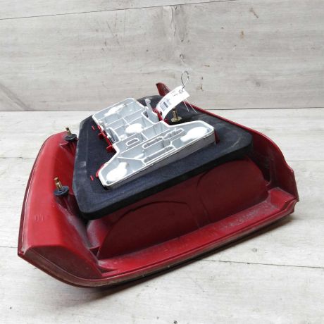 fonar-zadnii-pravyi-sedan-volkswagen-passat-b5-art-58359-big-2