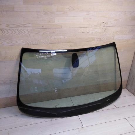 steklo-lobovoe-bmw-x5-ii-e70-do-rest-defekt-art-58422-big-1
