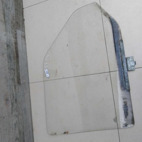 steklo-dveri-perednee-levoe-volkswagen-transporter-t4-art-58639-big-0