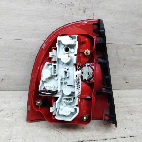 fonar-zadnii-pravyi-sedan-volkswagen-passat-b5-gp-art-59083-big-6