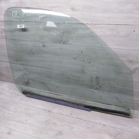 steklo-dveri-perednee-pravoe-renault-kangoo-i-do-rest-art-59381-big-0