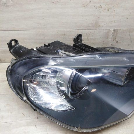 fara-pravaia-ksenon-bmw-x5-ii-e70-do-rest-defekt-v-niznei-casti-stekla-art-59651-big-5