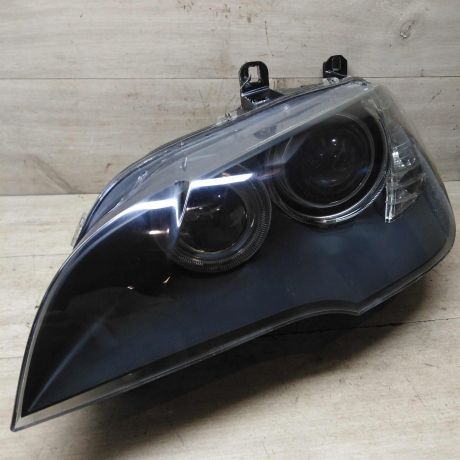 fara-levaia-ksenon-bmw-x5-ii-e70-do-rest-defekt-v-niznei-casti-stekla-art-59956-big-0