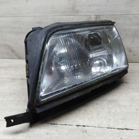 fara-levaia-audi-a6-c4-bez-ptf-hella-art-60063-big-5