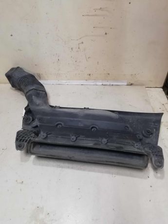 zabornik-vozduxa-bmw-e46-kupe-do-rest-20i-art-60112-big-2