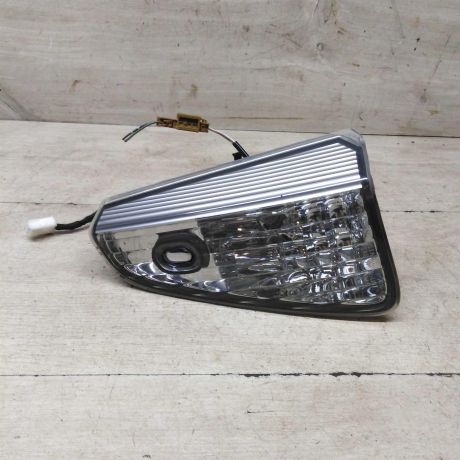 fonar-zadnii-pravyi-na-krysku-bagaznika-osveshheniia-nomera-nissan-murano-i-z50-art-60154-big-0