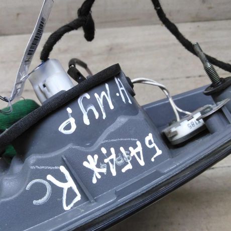 fonar-zadnii-pravyi-na-krysku-bagaznika-osveshheniia-nomera-nissan-murano-i-z50-art-60154-big-1